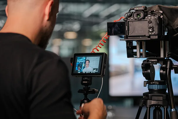 OFFICEMEDIA BTS 2026 — brandfilms photography for OFFICEMEDIA BTS by Anton Eberl (DNG Photo), NextFlow Studios photo production Munich